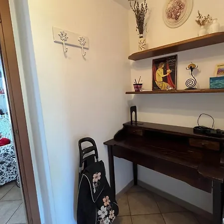 Apartament Casa Mile, Lovely In A Strategic Location Segrate